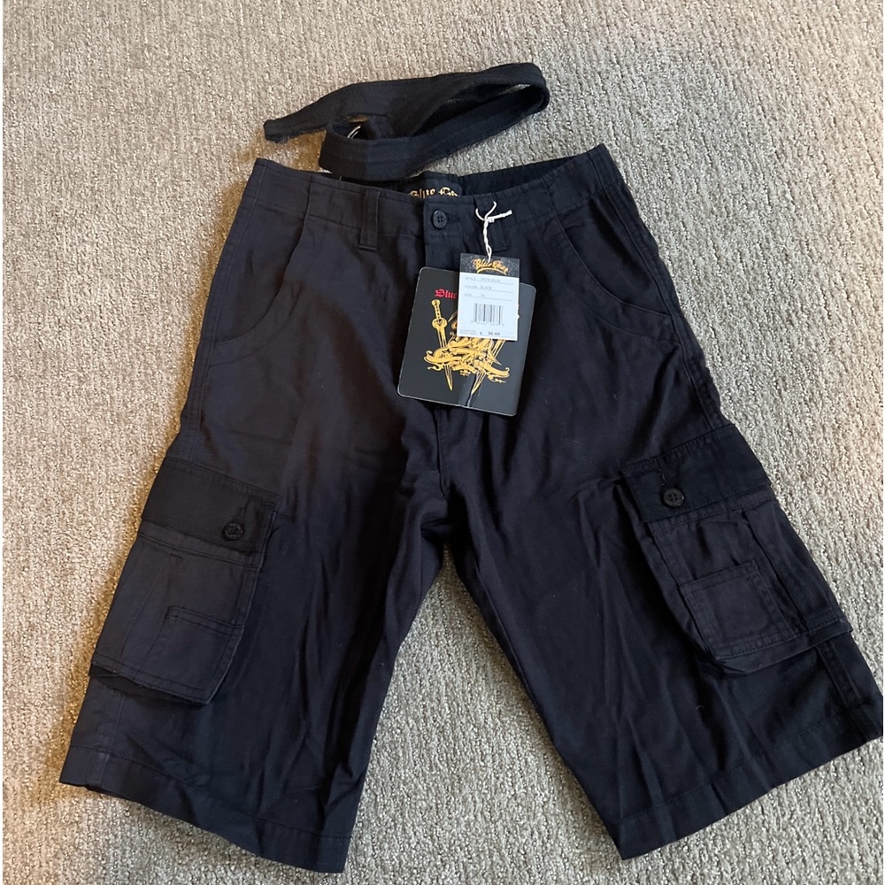 Brand news boy’s shorts - Size 14